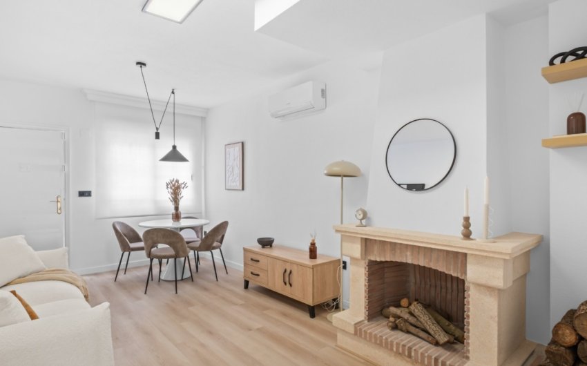 Revente - Villa -
Orihuela Costa - Costa Blanca