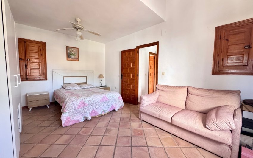 Revente - Villa -
Orihuela Costa - Costa Blanca