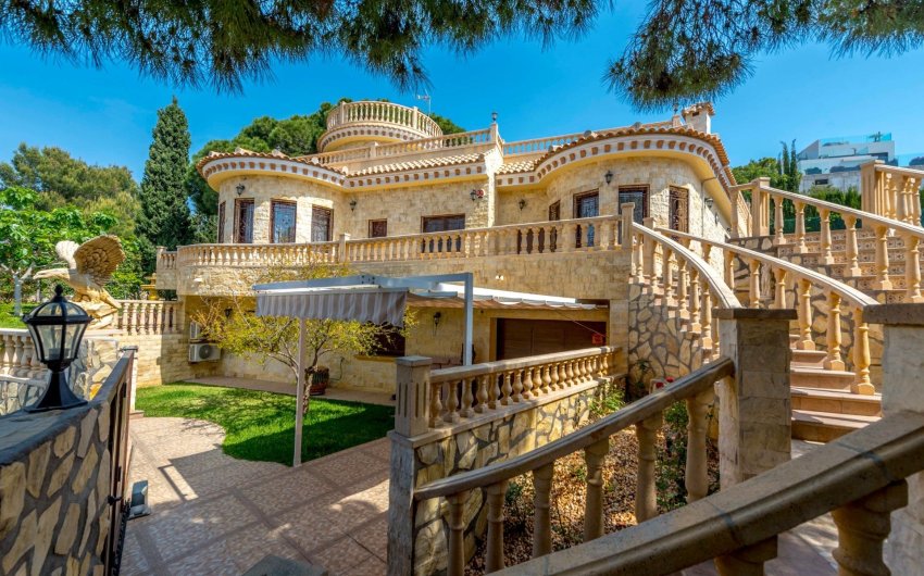 Revente - Villa -
Orihuela Costa - Costa Blanca
