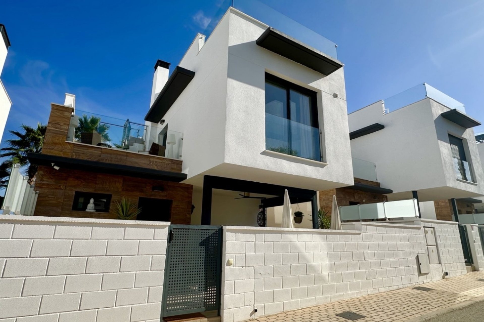 Revente - Villa -
Orihuela Costa - Costa Blanca
