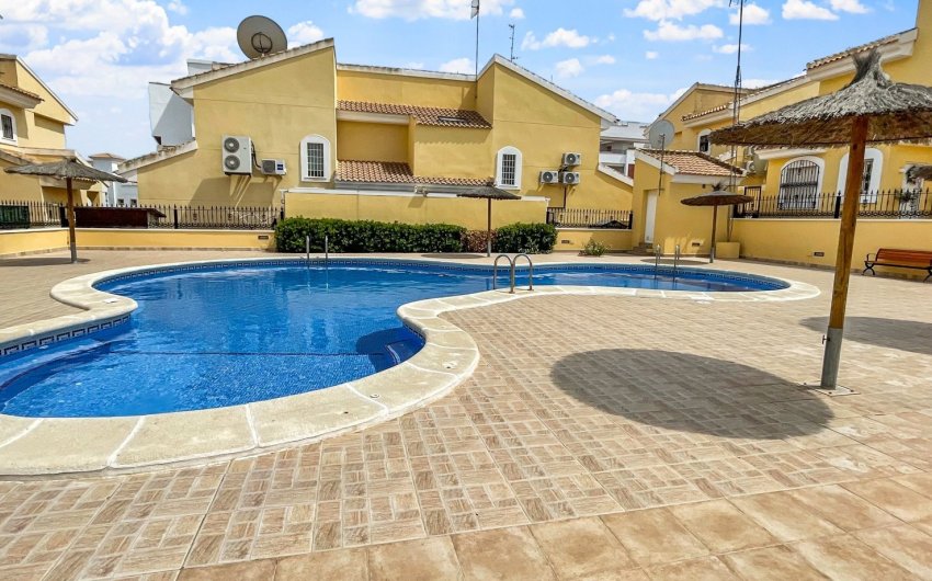Revente - Villa -
Orihuela Costa - Costa Blanca