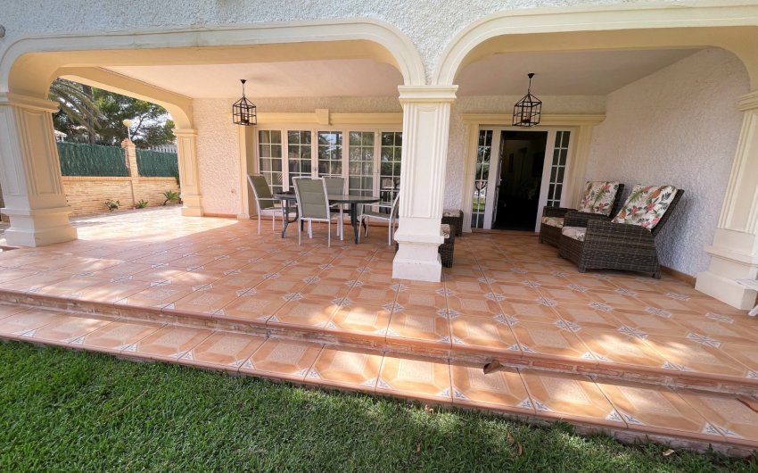 Revente - Villa -
Orihuela Costa - Costa Blanca