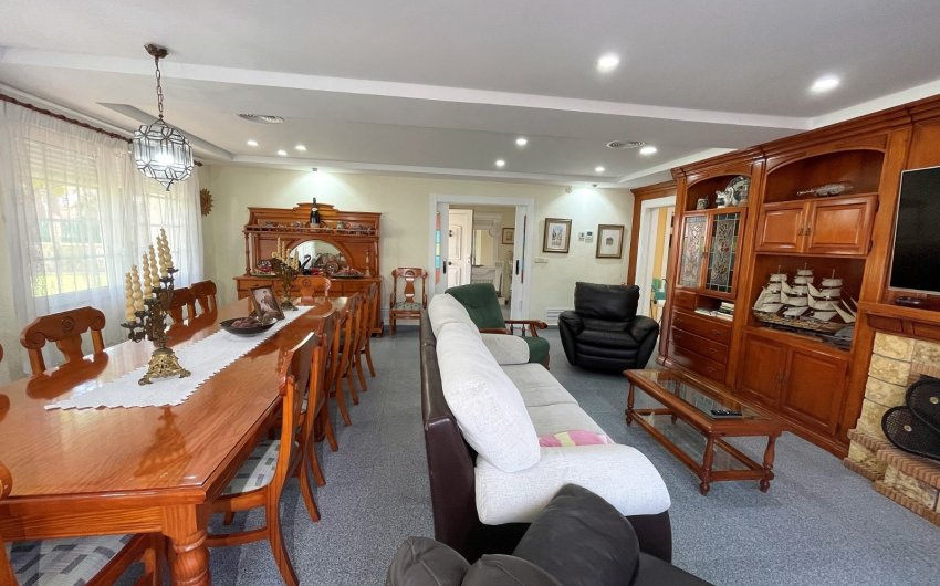 Revente - Villa -
Orihuela Costa - Costa Blanca