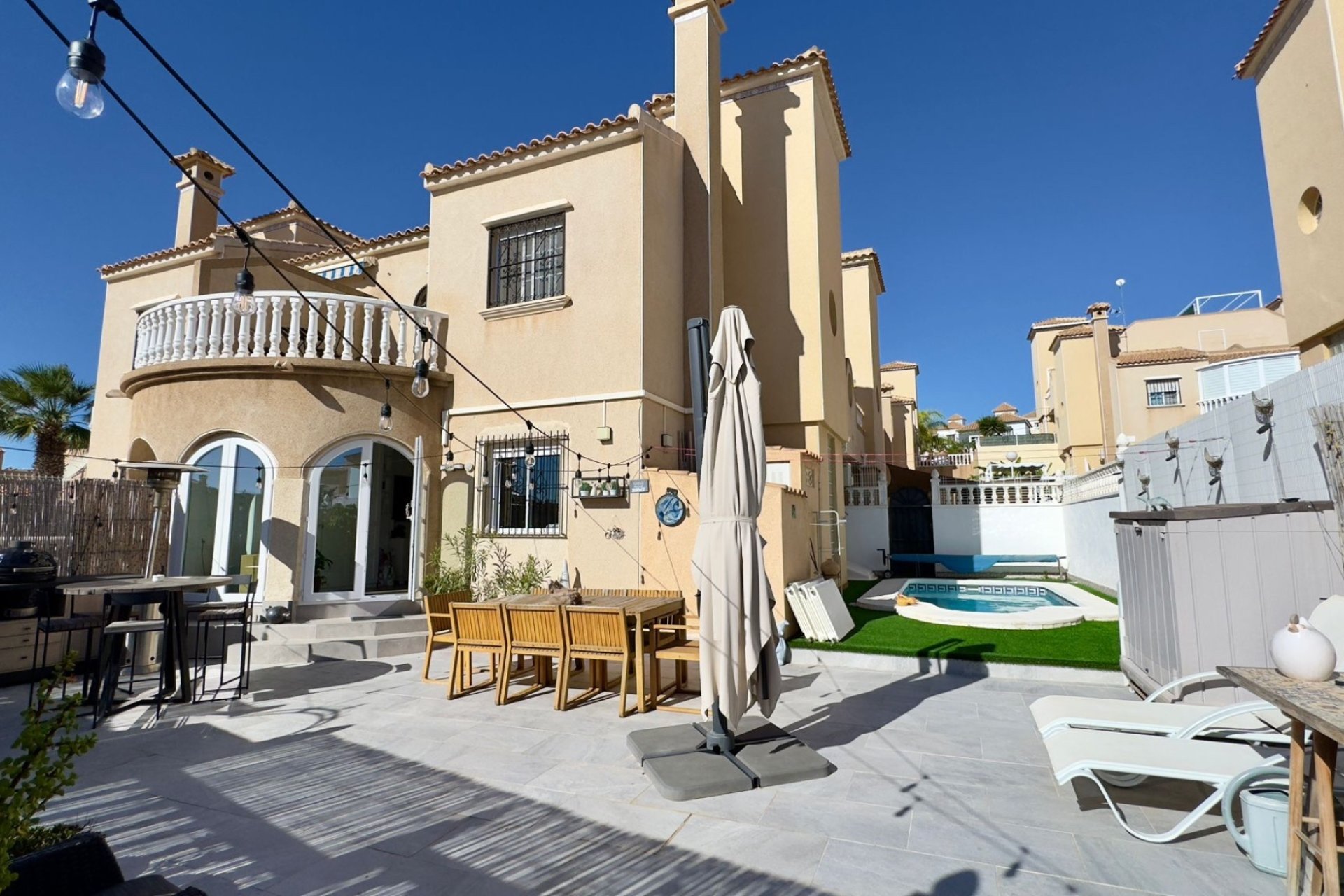 Revente - Villa -
Orihuela Costa - Costa Blanca