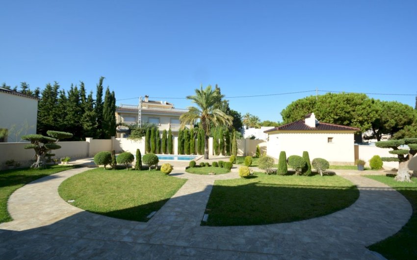 Revente - Villa -
Orihuela Costa - Costa Blanca