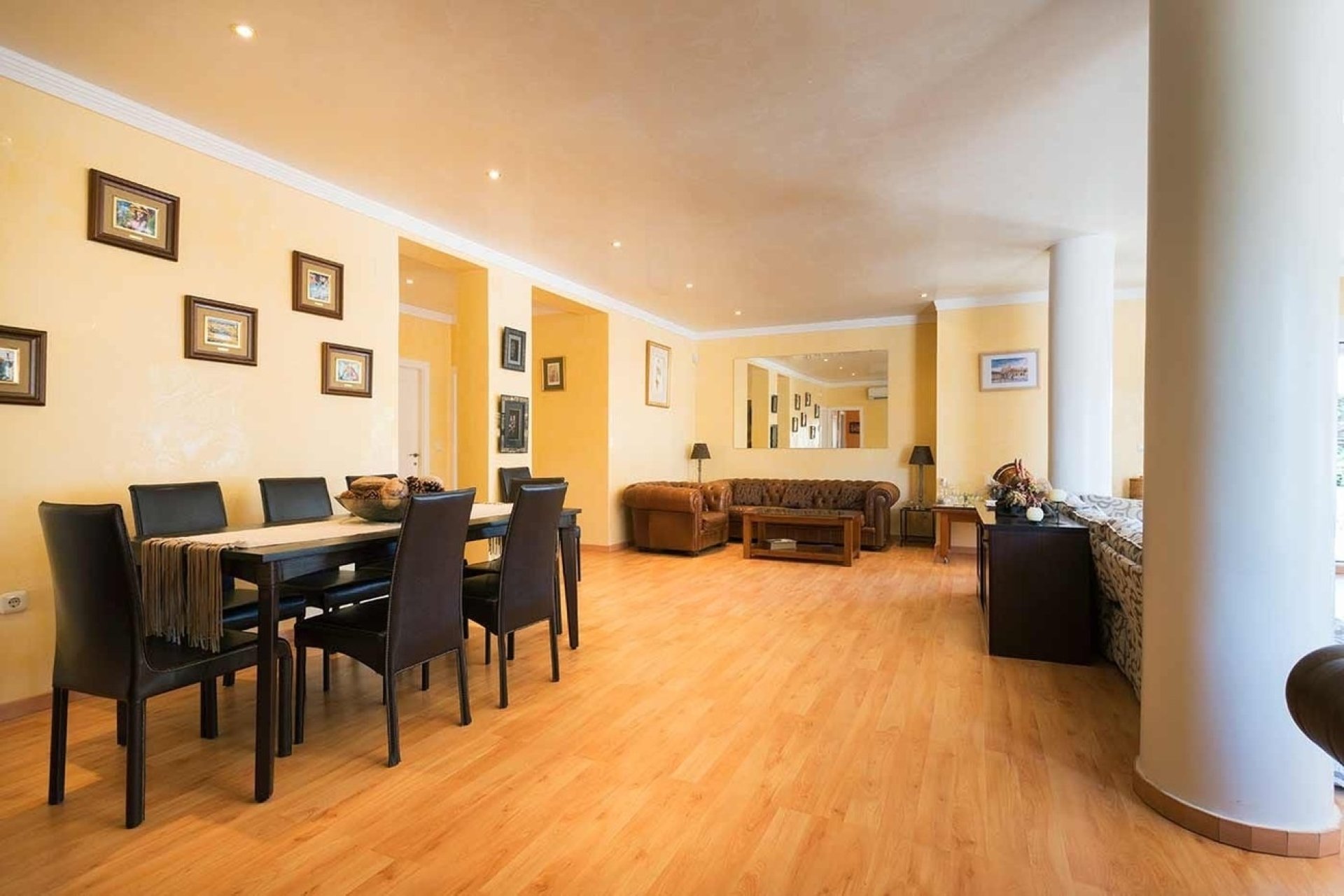 Revente - Villa -
Orihuela Costa - Costa Blanca
