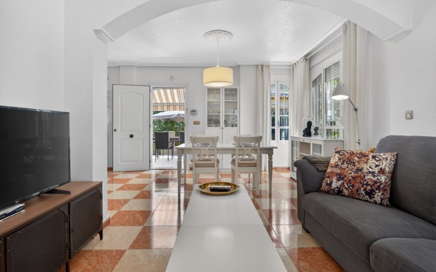 Revente - Villa -
Orihuela Costa - Costa Blanca
