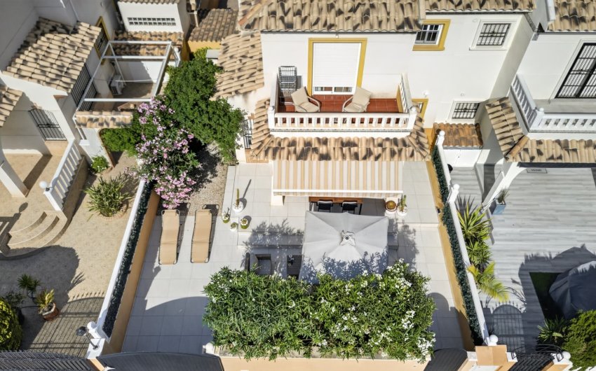 Revente - Villa -
Orihuela Costa - Costa Blanca