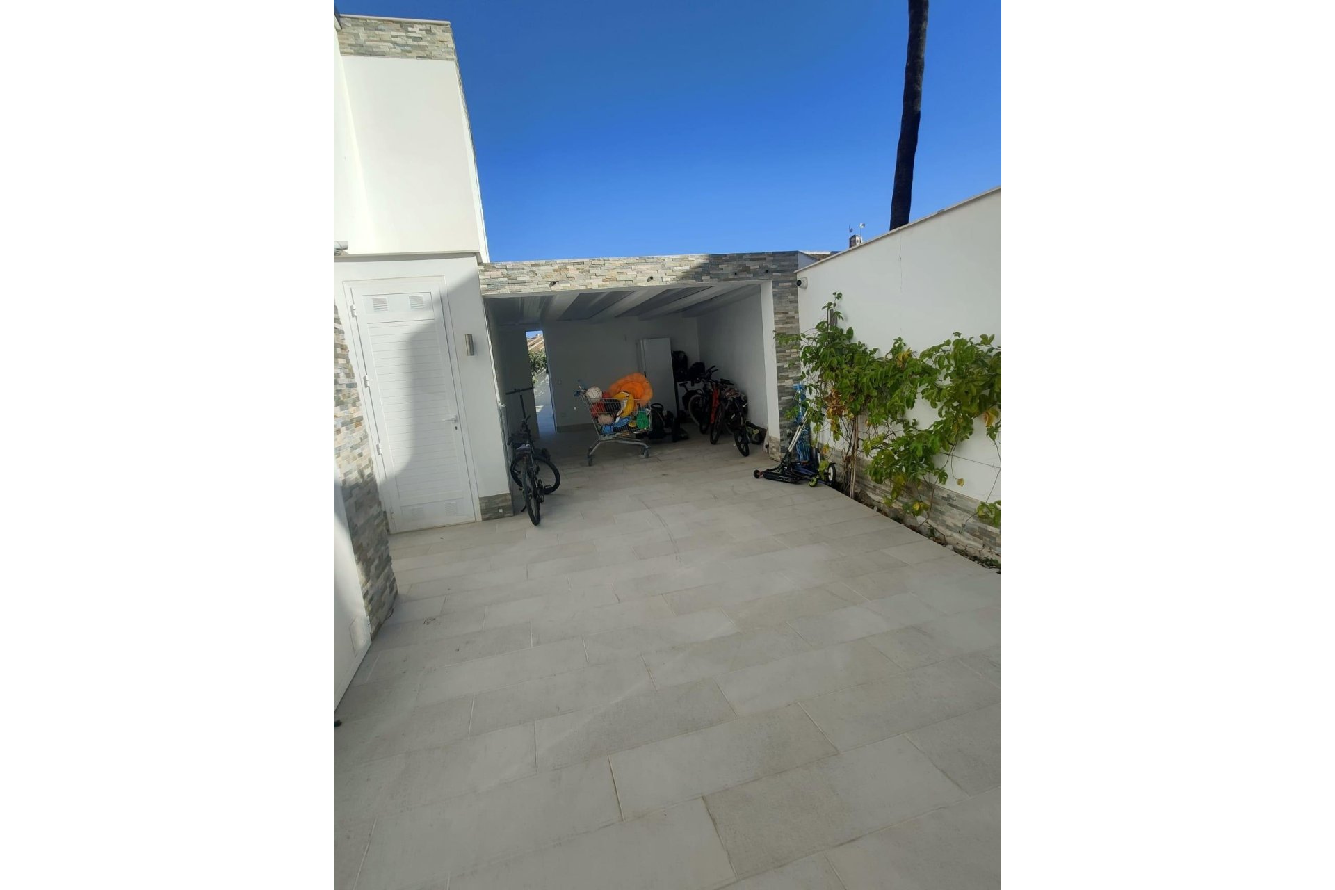 Revente - Villa -
Orihuela Costa - La Zenia