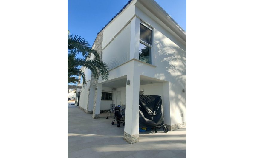 Revente - Villa -
Orihuela Costa - La Zenia