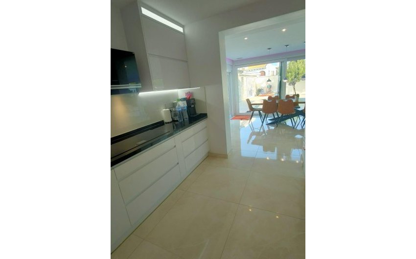 Revente - Villa -
Orihuela Costa - La Zenia