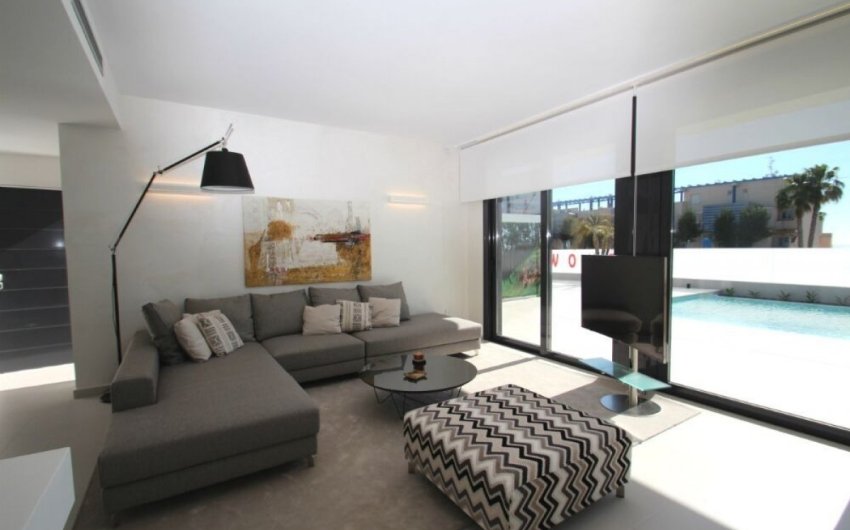 Revente - Villa -
Orihuela Costa - La Zenia
