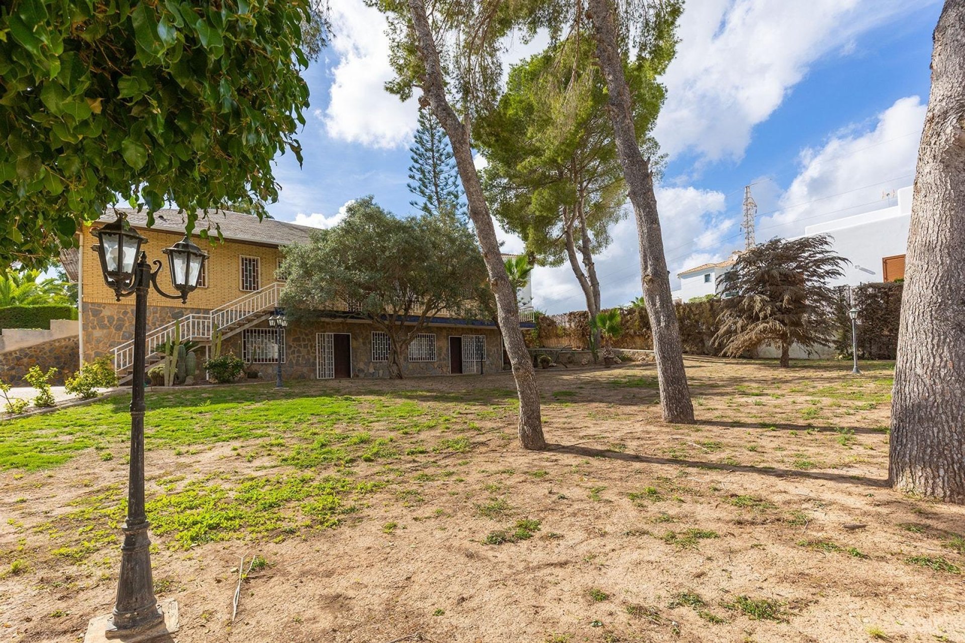 Revente - Villa -
Orihuela Costa - Las Filipinas