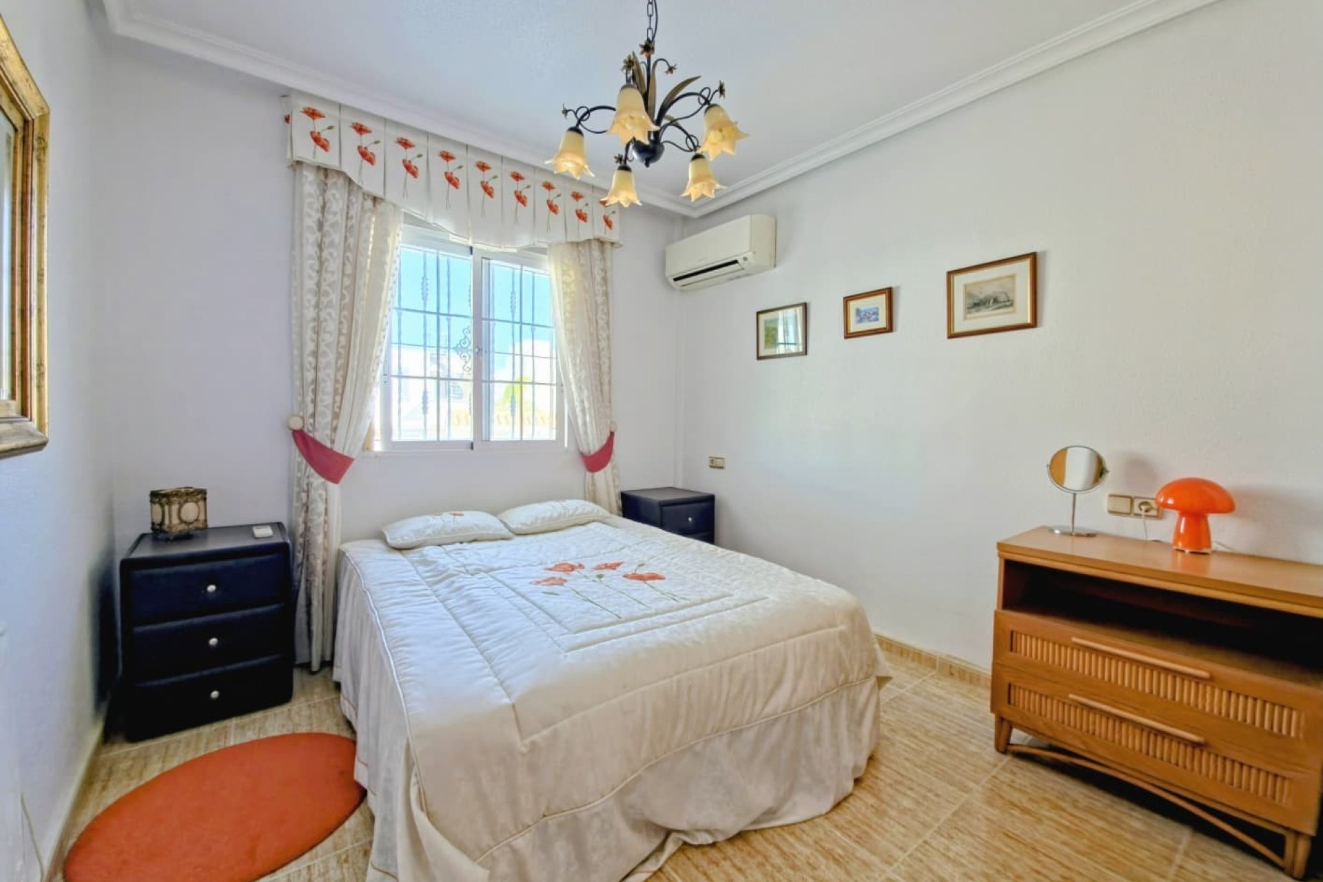 Revente - Villa -
Orihuela Costa - Las Filipinas