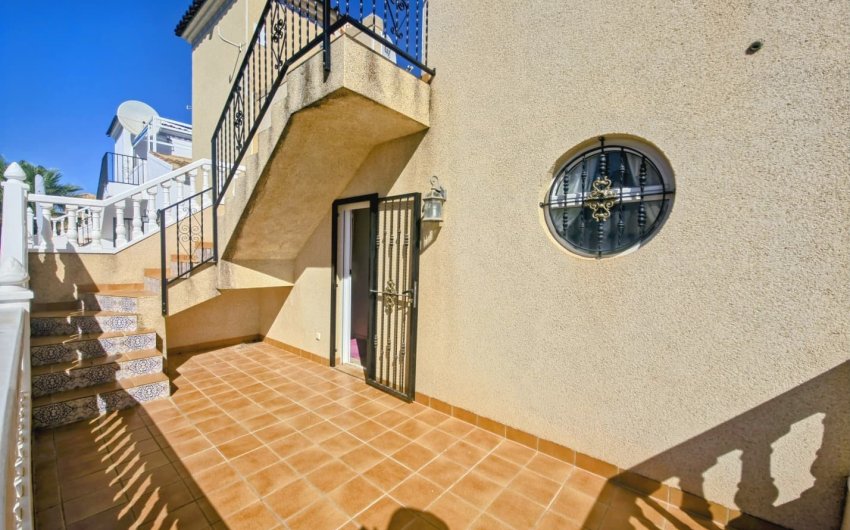 Revente - Villa -
Orihuela Costa - Las Filipinas