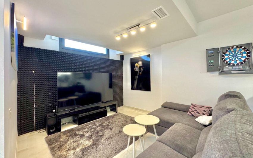 Revente - Villa -
Orihuela Costa - Lomas de Cabo Roig