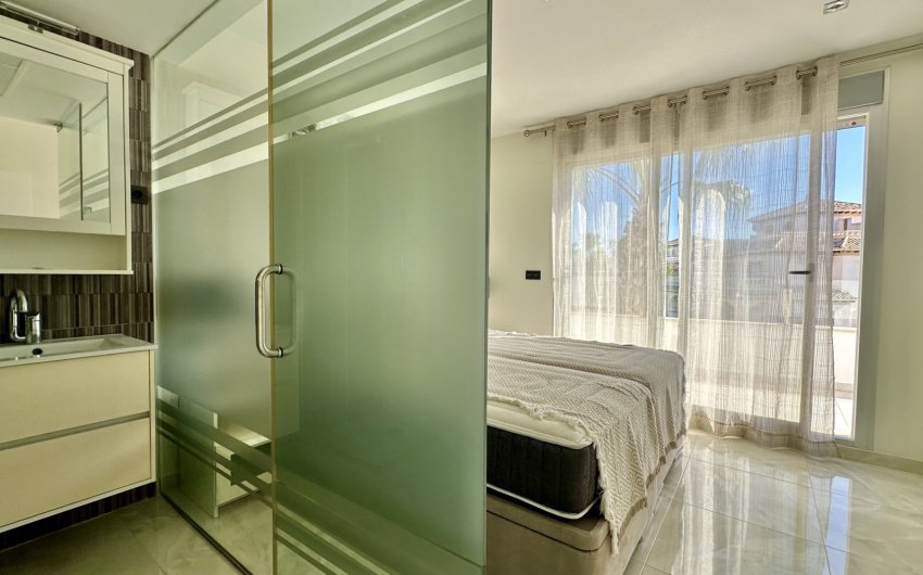 Revente - Villa -
Orihuela Costa - Lomas De Cabo Roig