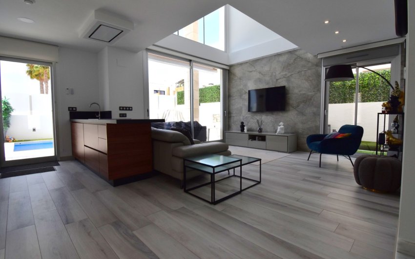 Revente - Villa -
Orihuela Costa - Lomas De Cabo Roig