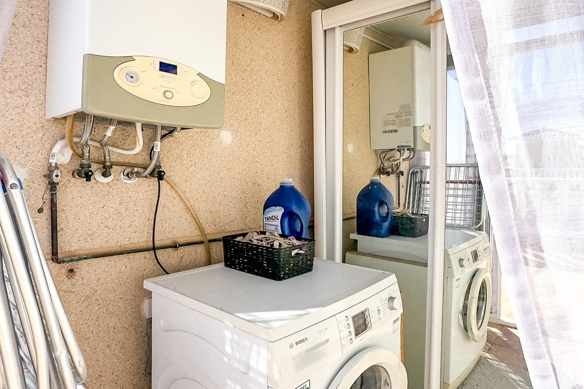 Revente - Villa -
Orihuela Costa - Los Almendros-la Florida