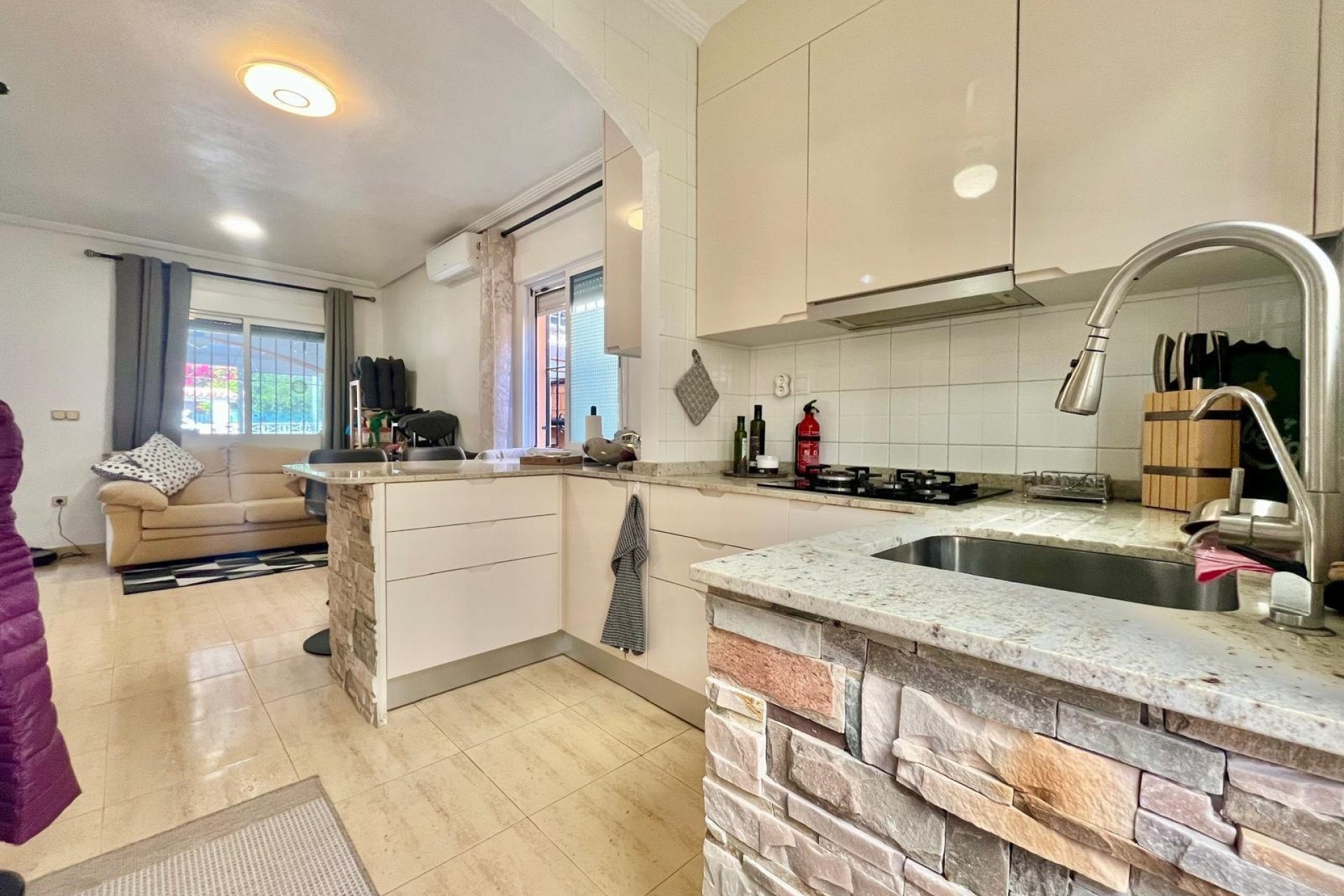 Revente - Villa -
Orihuela Costa - Los Almendros-la Florida