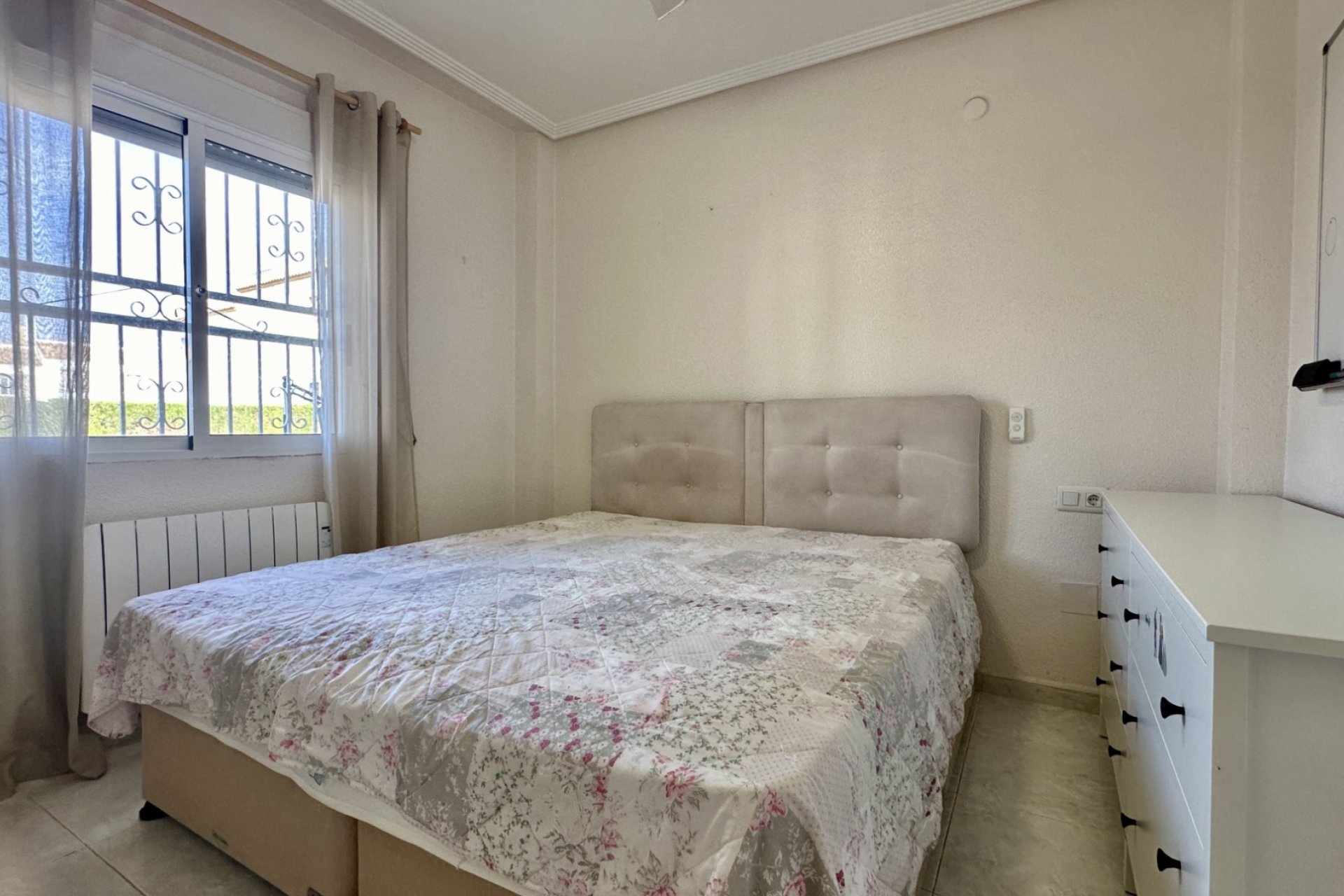 Revente - Villa -
Orihuela Costa - Los Altos