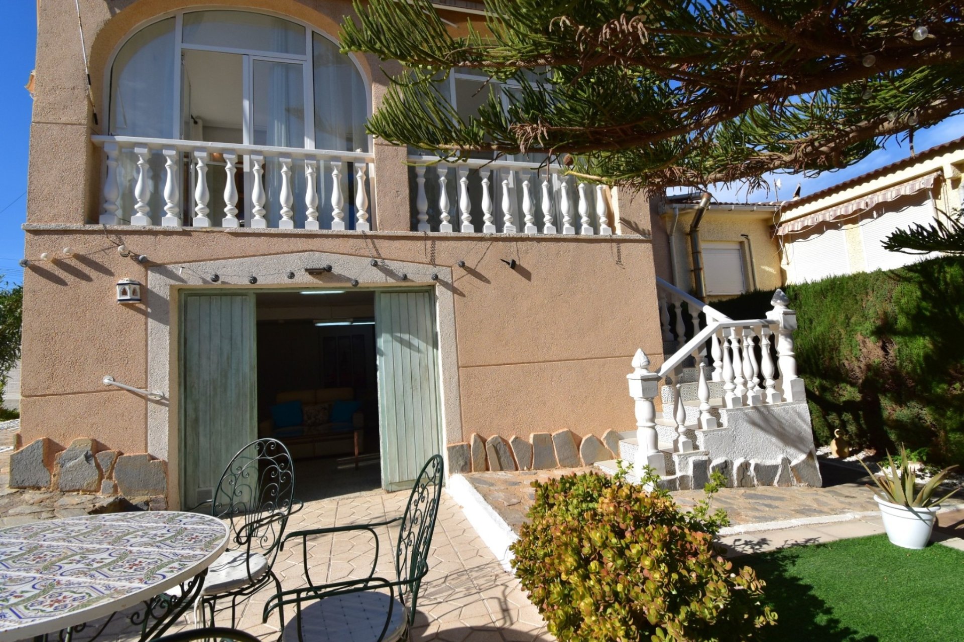 Revente - Villa -
Orihuela Costa - Los Balcones