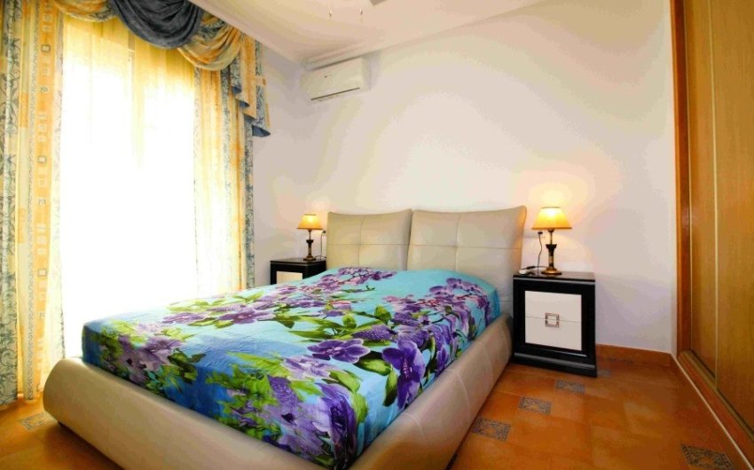 Revente - Villa -
Orihuela Costa - Los Dolses