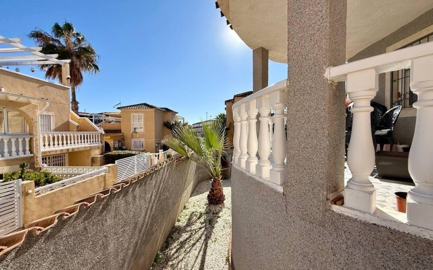 Revente - Villa -
Orihuela Costa - Playa Flamenca