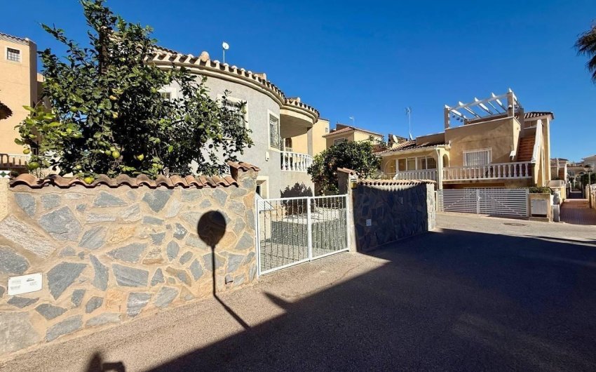 Revente - Villa -
Orihuela Costa - Playa Flamenca