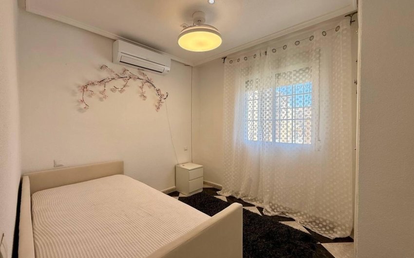 Revente - Villa -
Orihuela Costa - Playa Flamenca