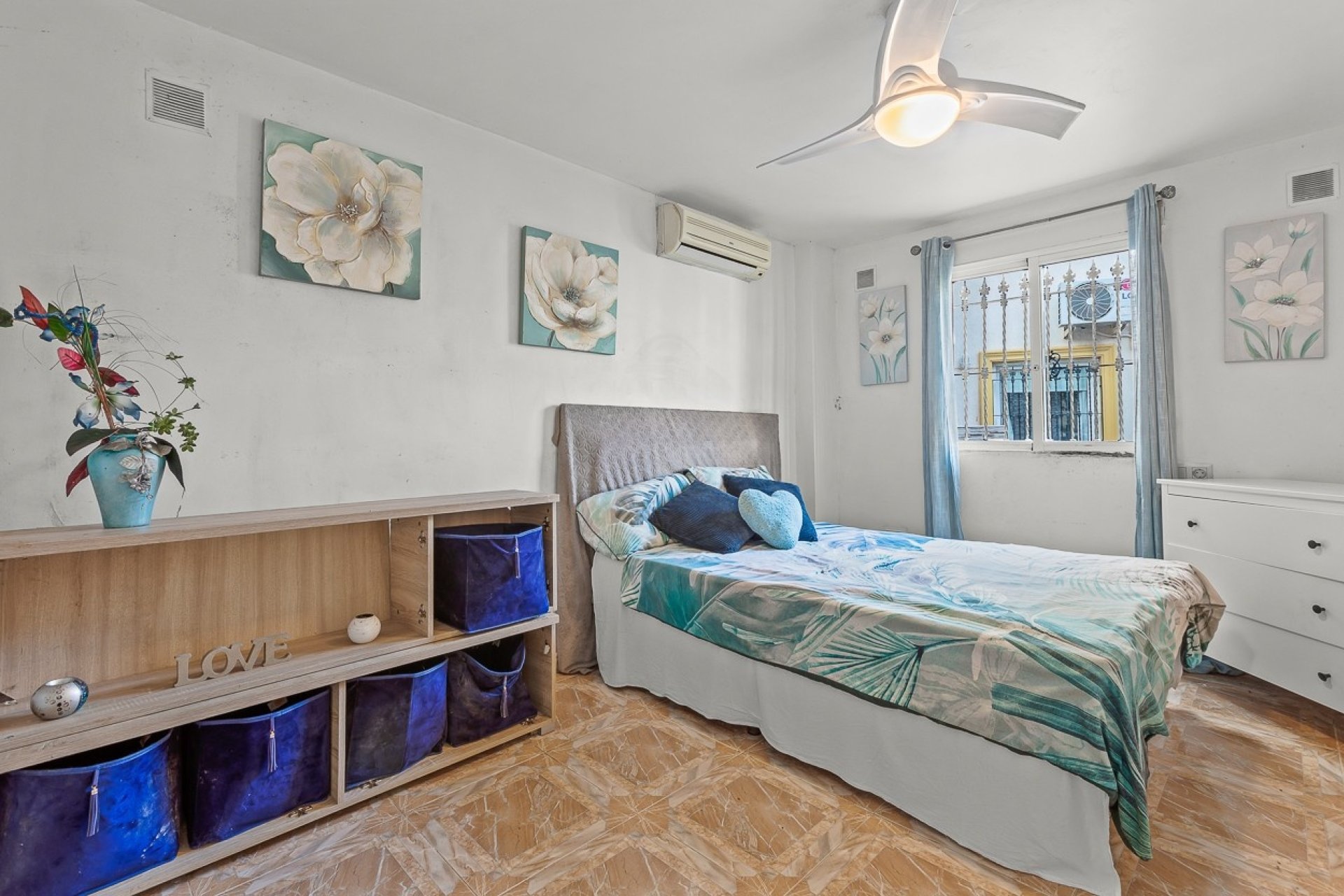 Revente - Villa -
Orihuela Costa - Playa Flamenca