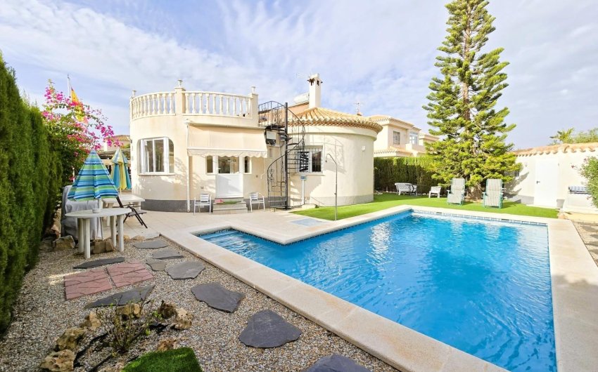 Revente - Villa -
Orihuela Costa - Playa Flamenca