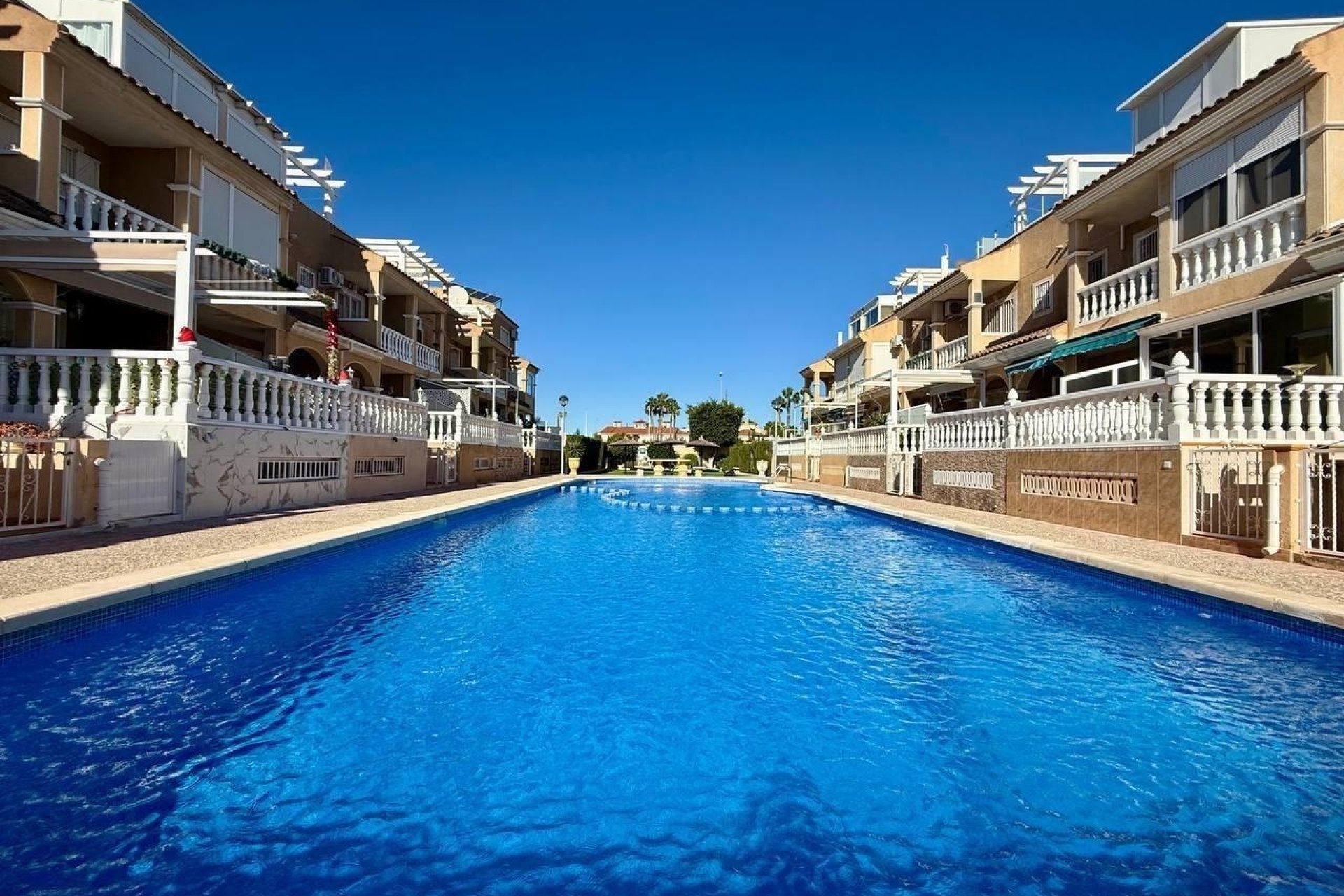 Revente - Villa -
Orihuela Costa - Playa Flamenca