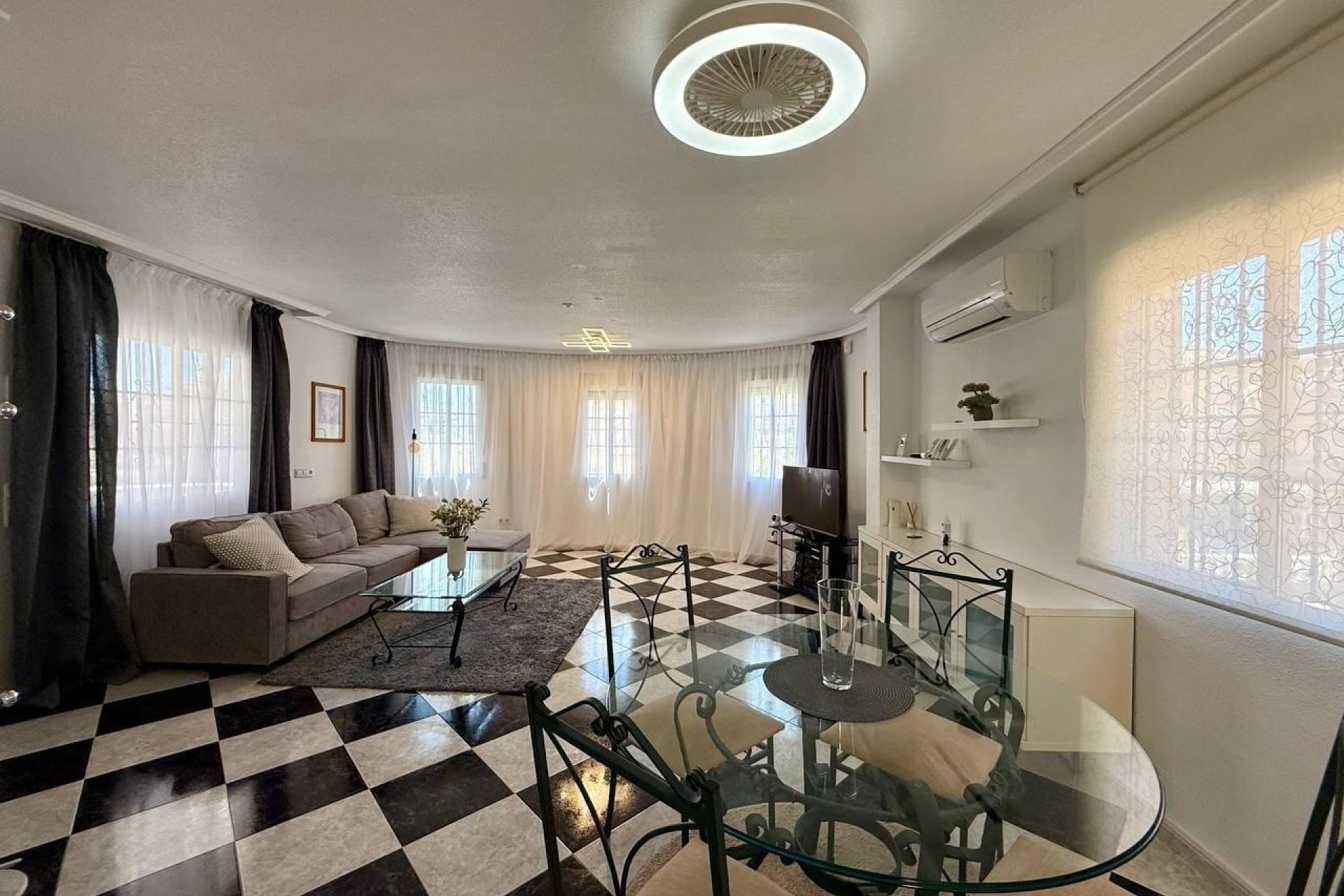 Revente - Villa -
Orihuela Costa - Playa Flamenca