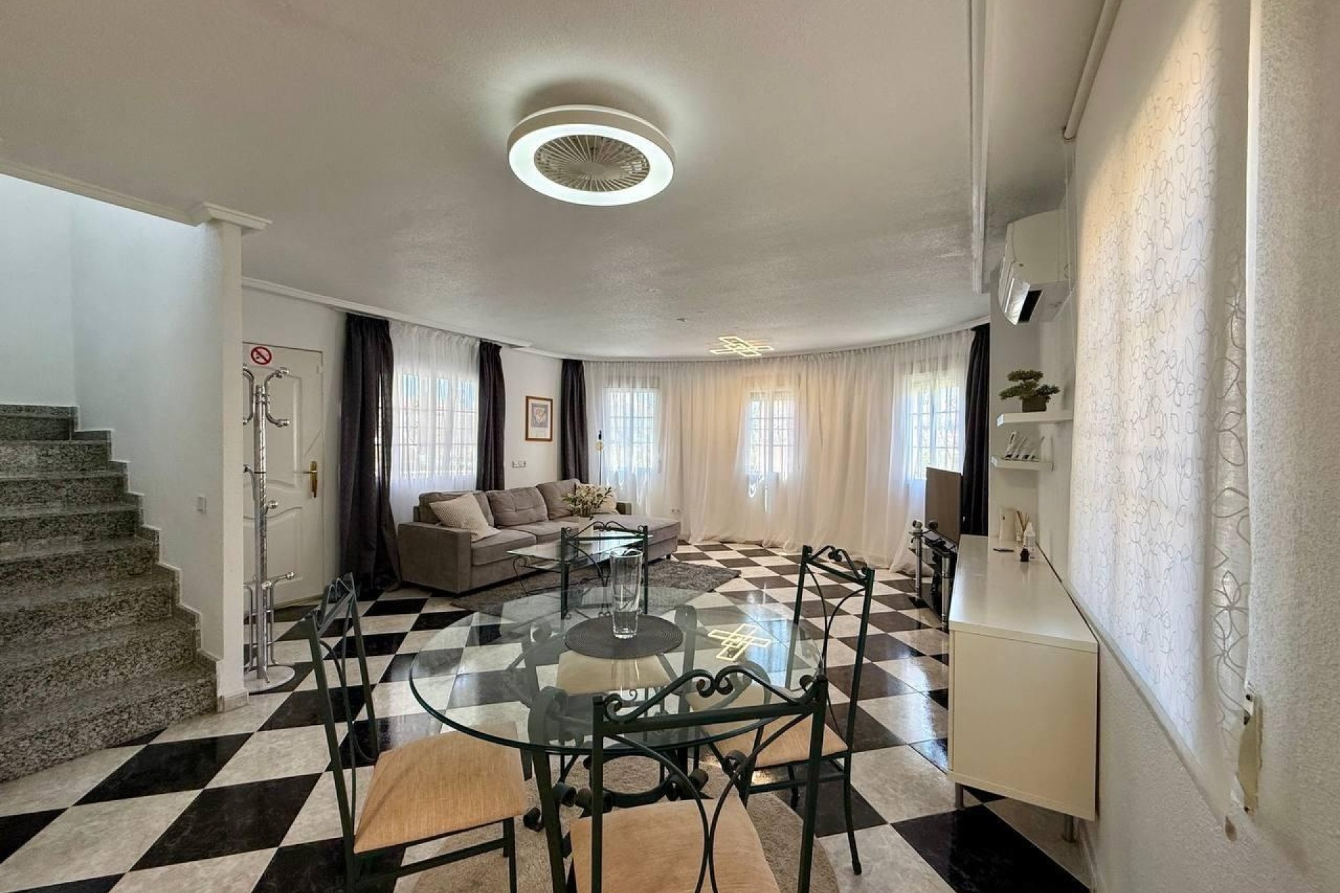 Revente - Villa -
Orihuela Costa - Playa Flamenca