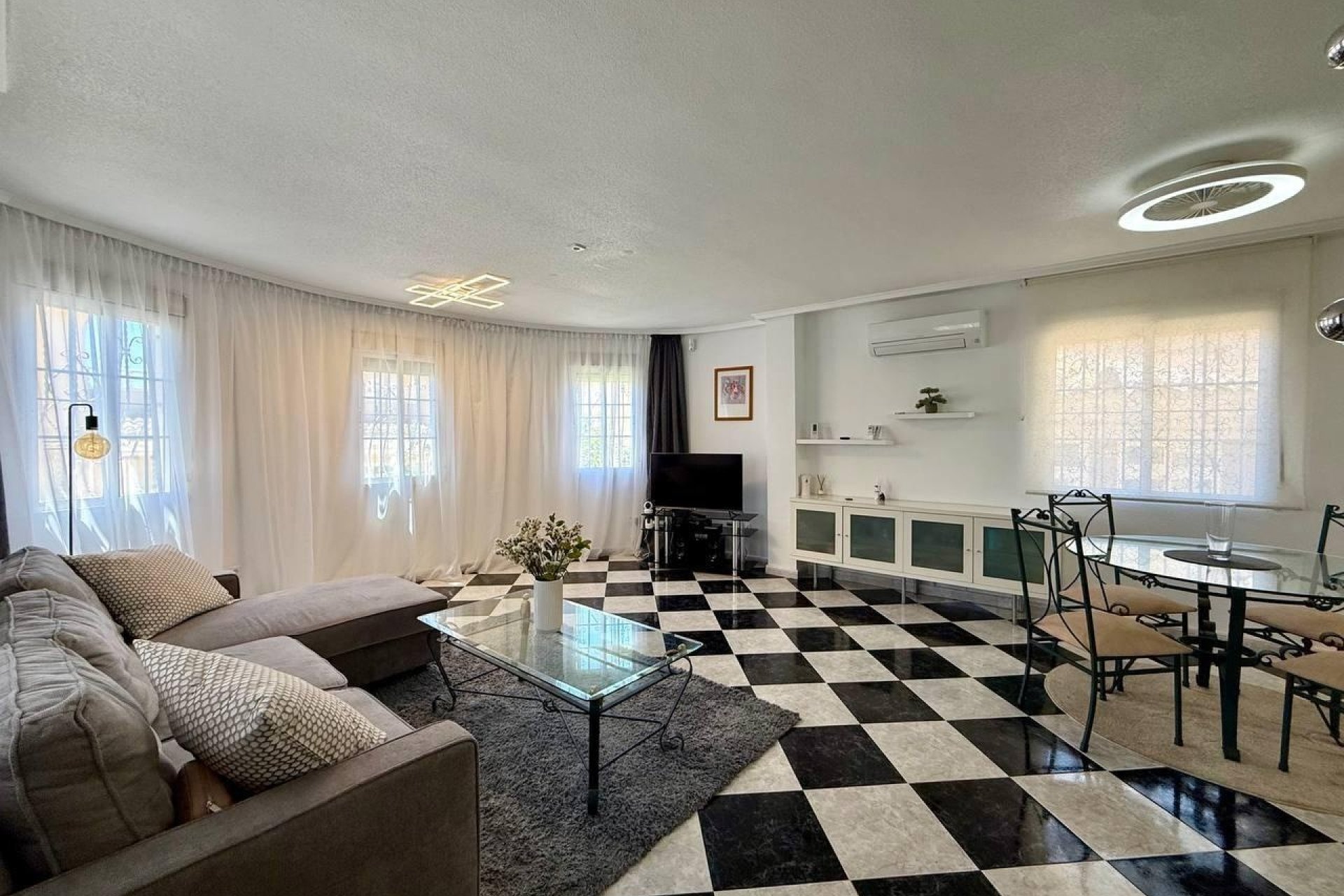 Revente - Villa -
Orihuela Costa - Playa Flamenca