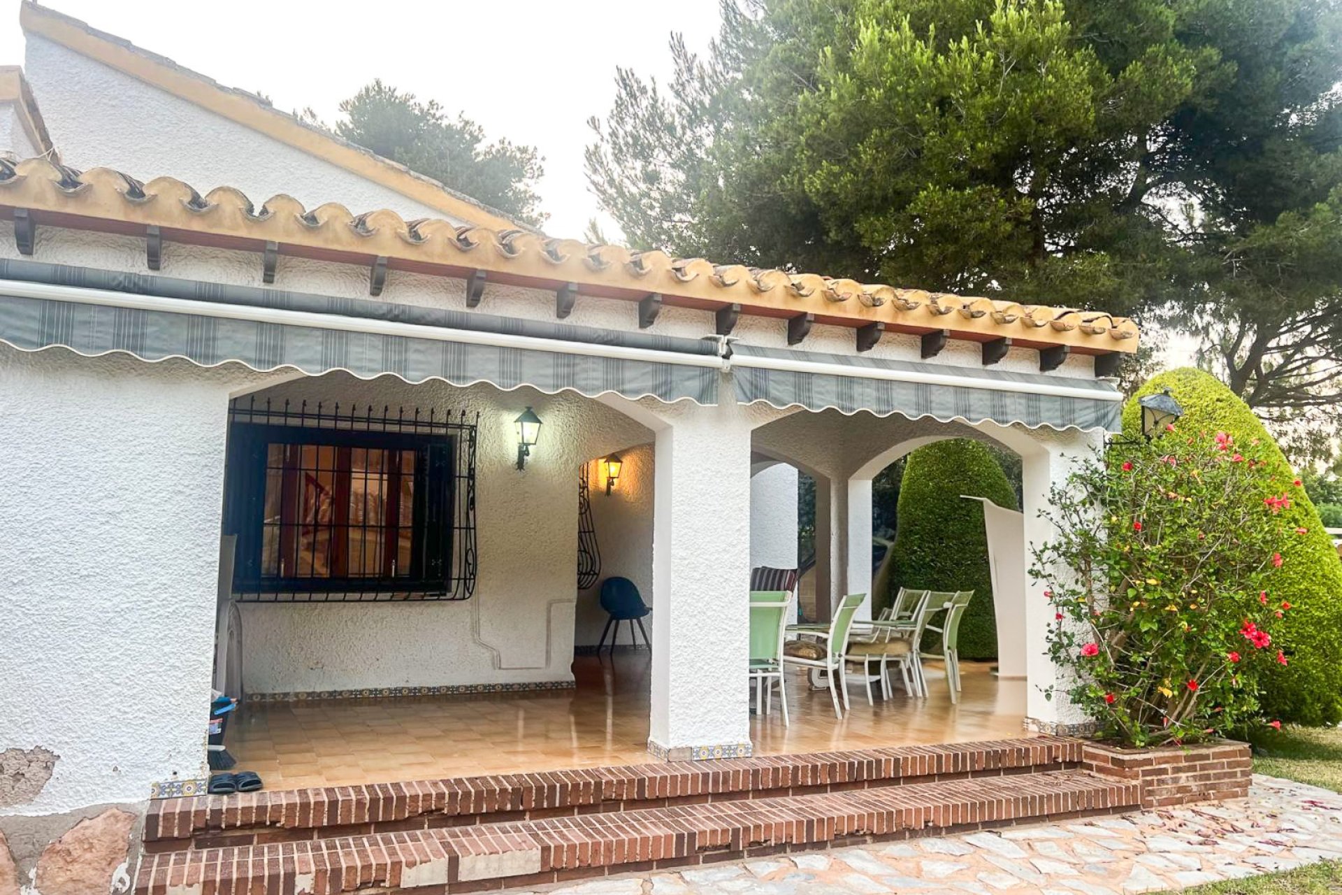 Revente - Villa -
Orihuela Costa - Punta Prima