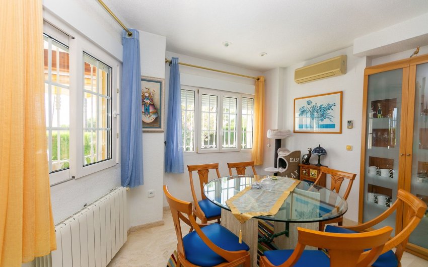 Revente - Villa -
Orihuela Costa - Villamartín-las Filipinas