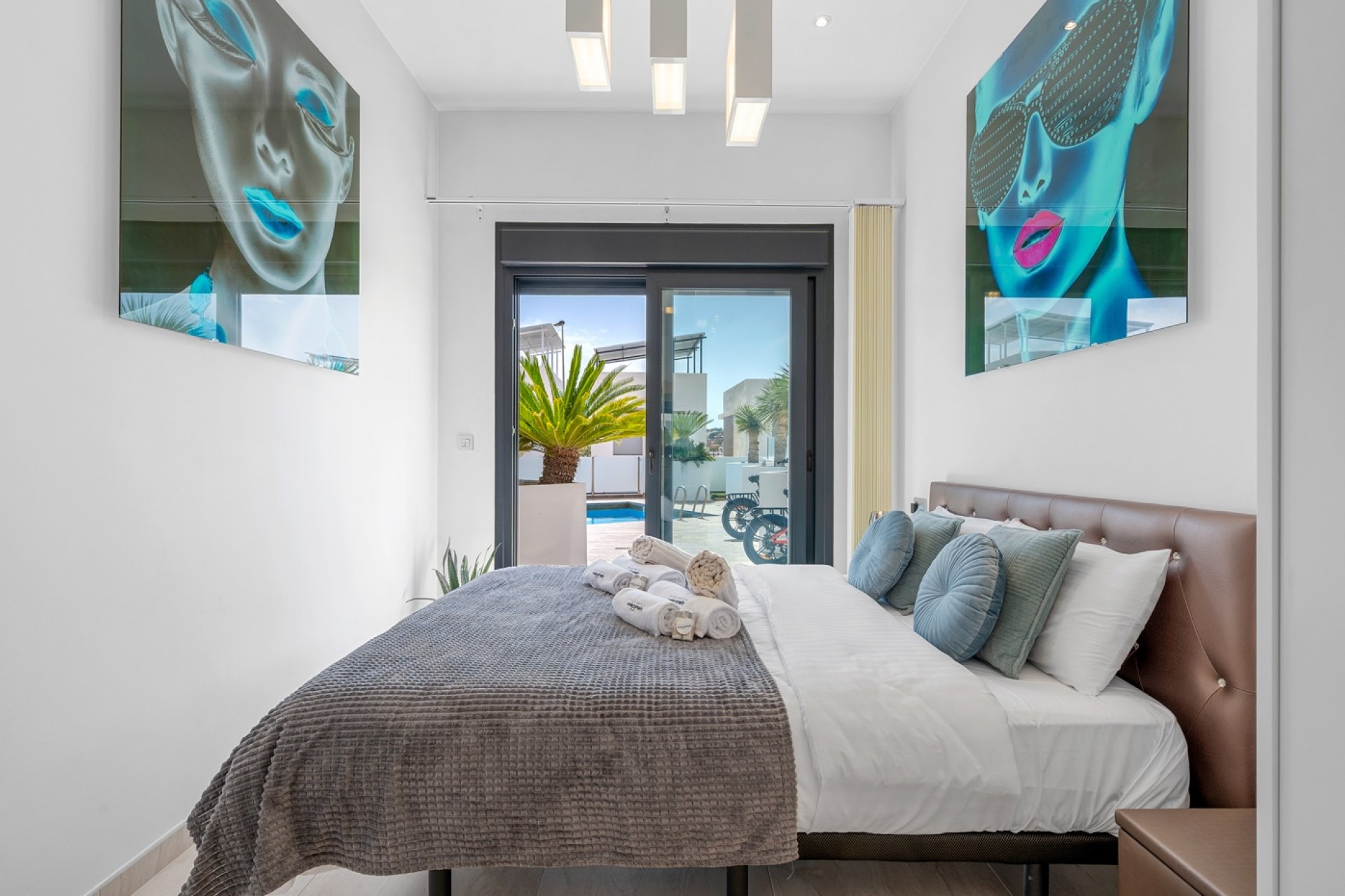 Revente - Villa -
Orihuela Costa - Villamartín