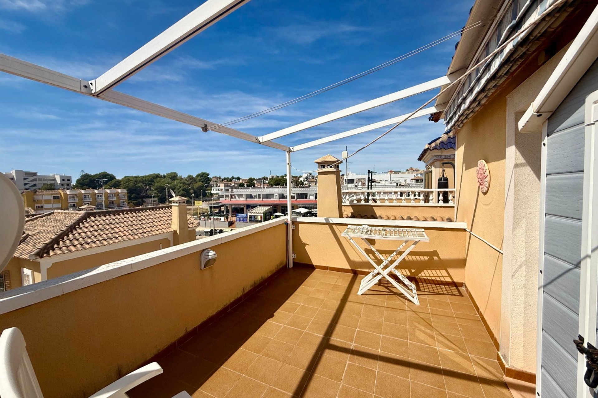 Revente - Villa -
Orihuela Costa - Villamartín