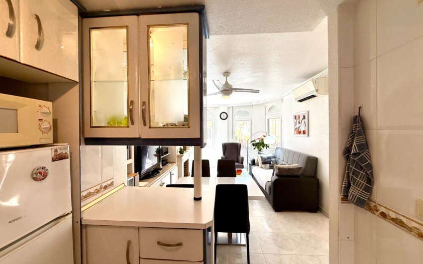 Revente - Villa -
Orihuela Costa - Villamartín