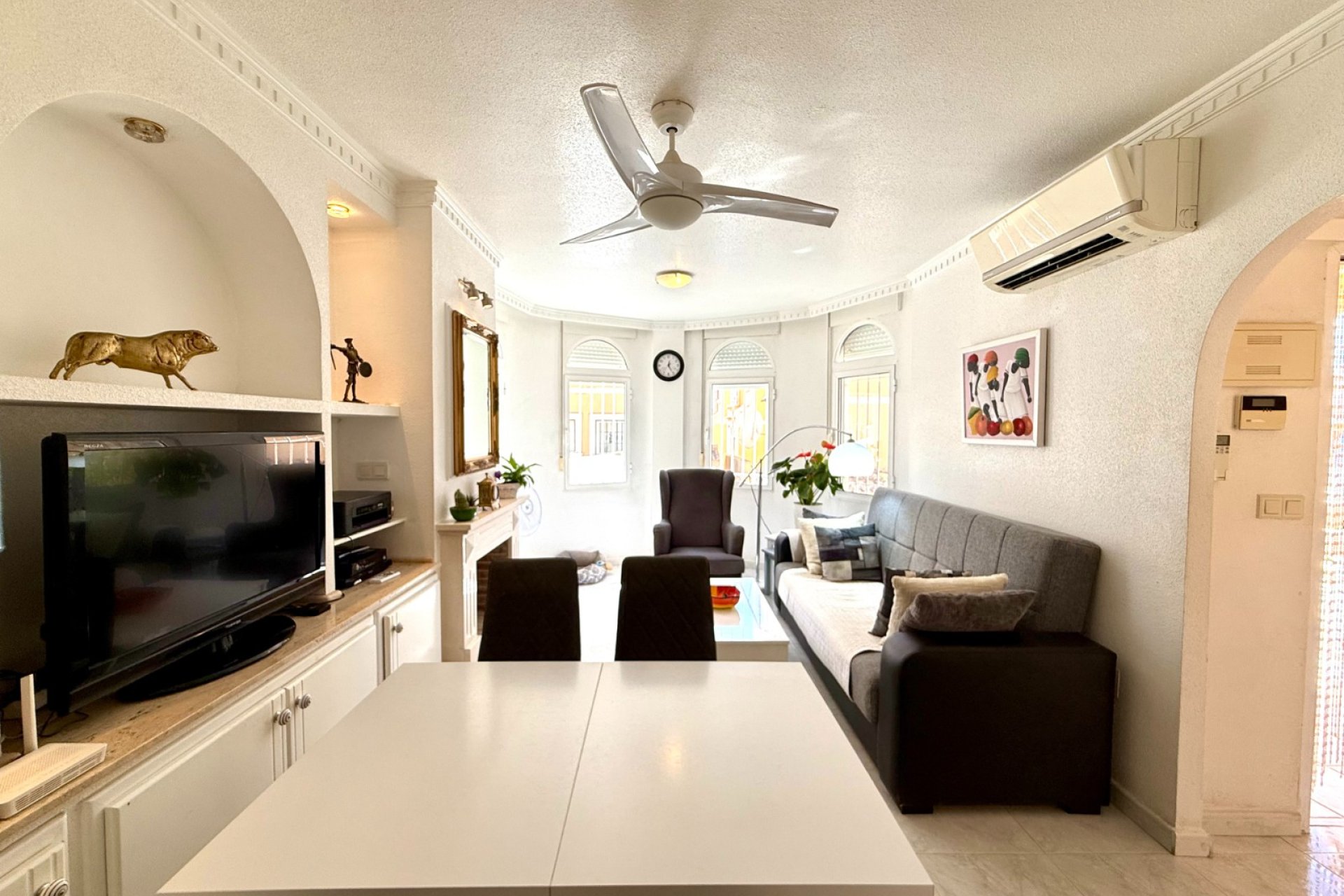 Revente - Villa -
Orihuela Costa - Villamartín