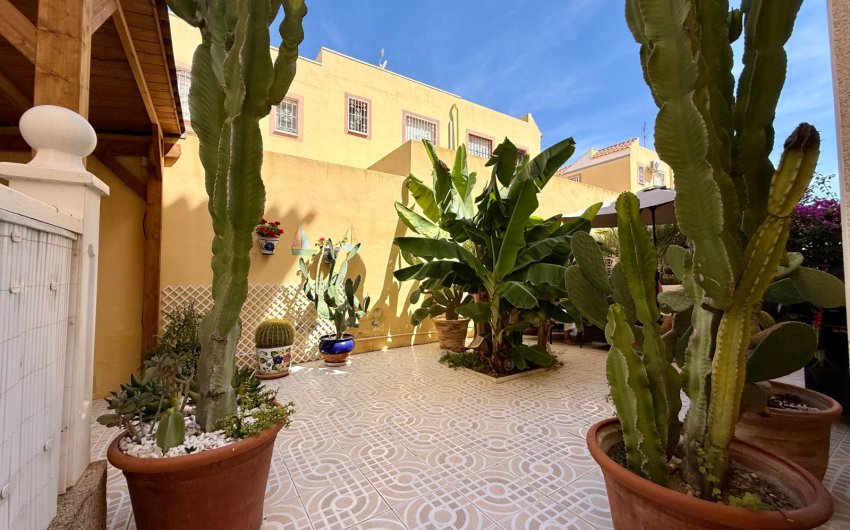 Revente - Villa -
Orihuela Costa - Villamartín