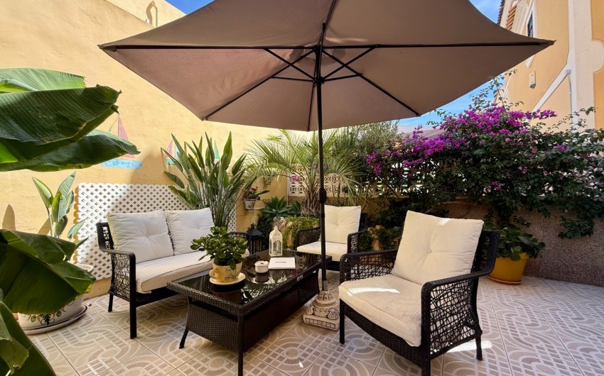 Revente - Villa -
Orihuela Costa - Villamartín