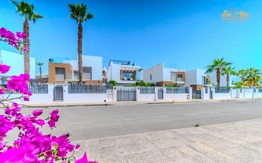 Revente - Villa -
Orihuela Costa - Villamartín