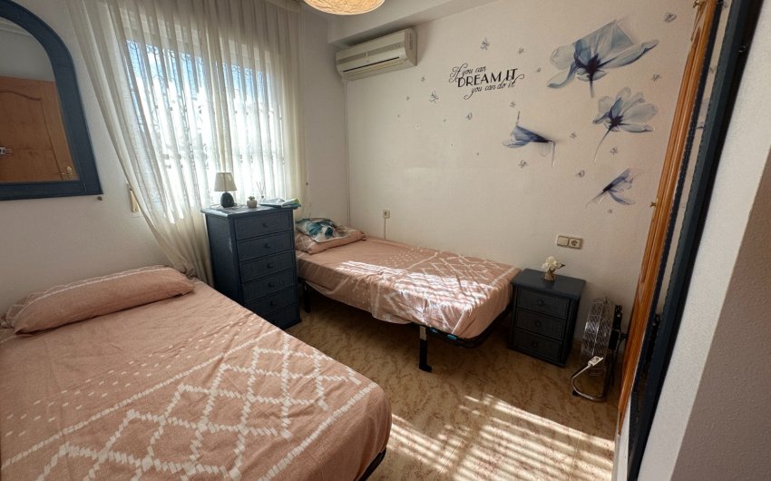 Revente - Villa -
Orihuela Costa - Villamartín