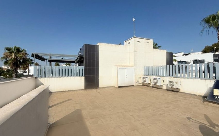 Revente - Villa -
Orihuela Costa - Villamartín