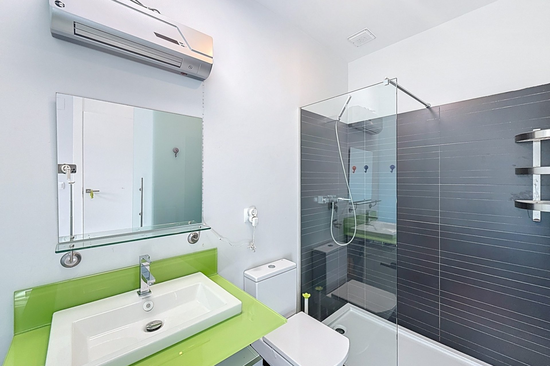 Revente - Villa -
Orihuela Costa - Villamartín