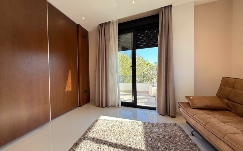 Revente - Villa -
Orihuela Costa - Villamartín