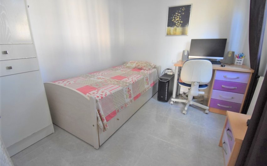 Revente - Villa -
Orihuela Costa - Villamartin